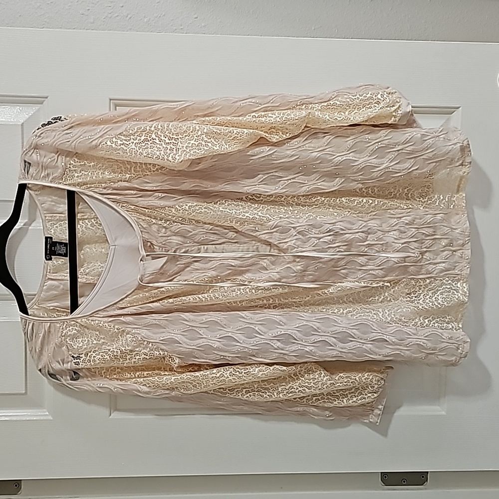 New Directions Curvy top